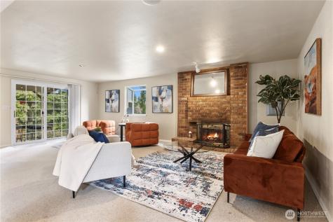 17101 146th Avenue SE Renton WA 98058
