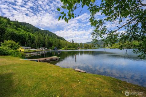 3130 S Bay Vista Drive Sedro Woolley WA 98284