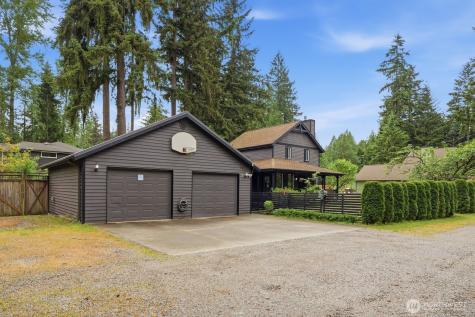 13826 Cascadian Way Everett WA 98208