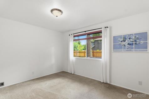 13826 Cascadian Way Everett WA 98208