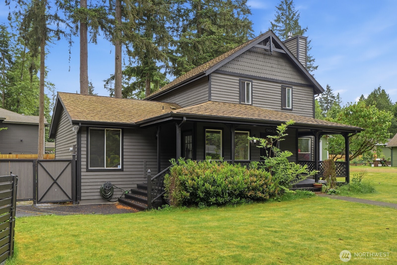 13826 Cascadian Way Everett WA 98208