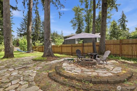 13826 Cascadian Way Everett WA 98208