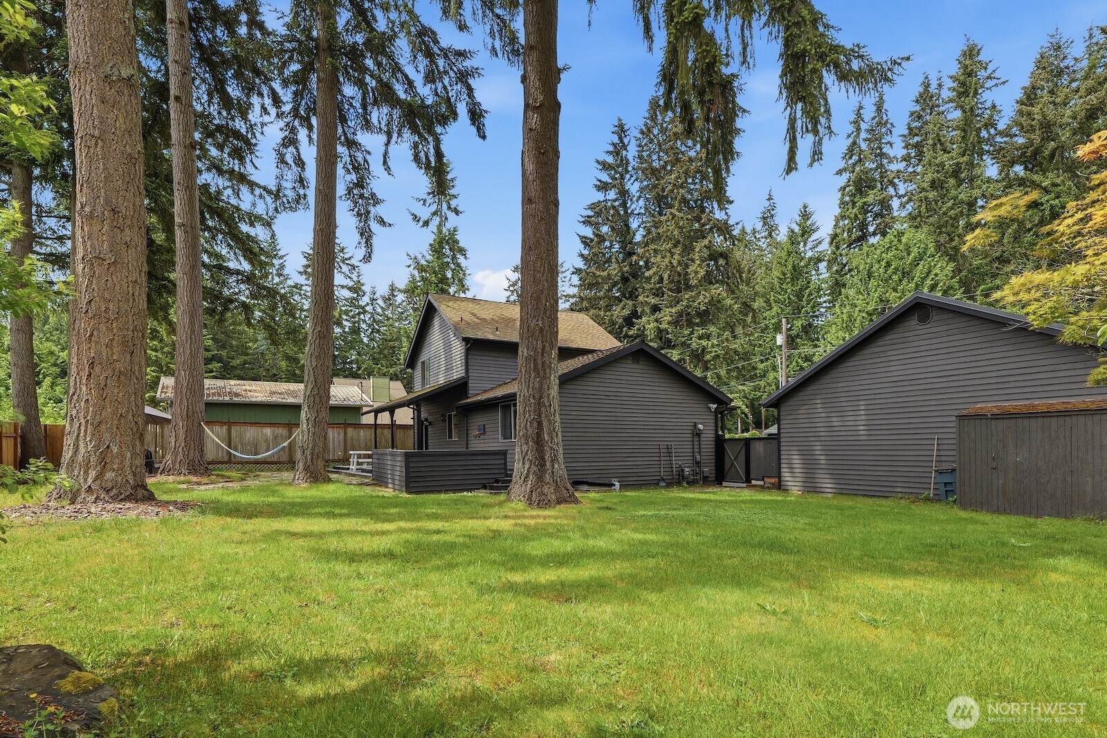13826 Cascadian Way Everett WA 98208