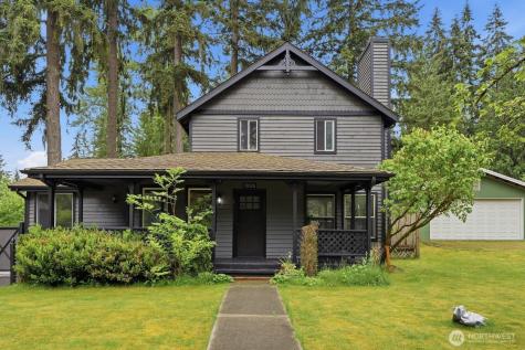 13826 Cascadian Way Everett WA 98208