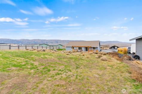 894 Desert Aire Drive SW Mattawa WA 99349