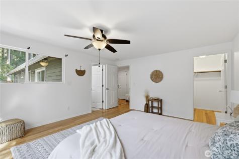 3340 SE Cedar Court Port Orchard WA 98366