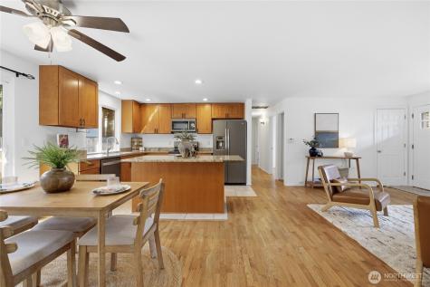 3340 SE Cedar Court Port Orchard WA 98366