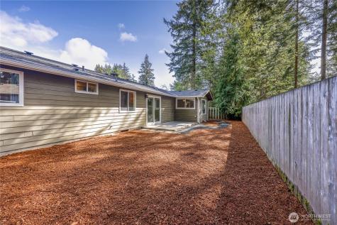 3340 SE Cedar Court Port Orchard WA 98366