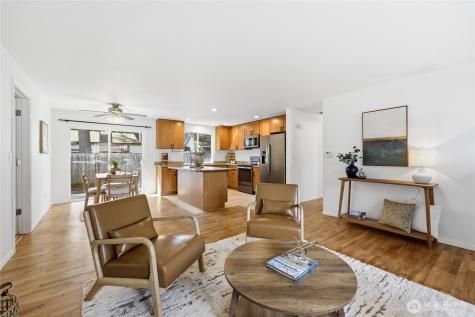 3340 SE Cedar Court Port Orchard WA 98366