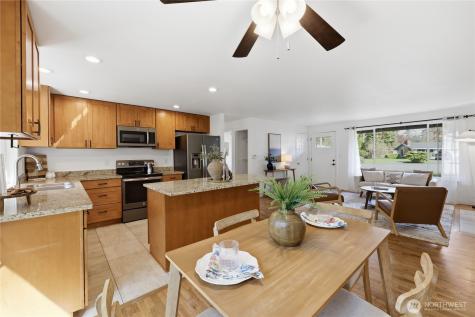 3340 SE Cedar Court Port Orchard WA 98366