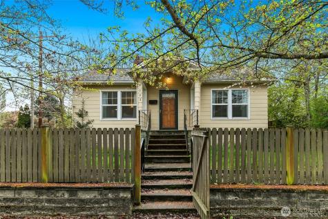 5003 Woodlawn Avenue N Seattle WA 98103