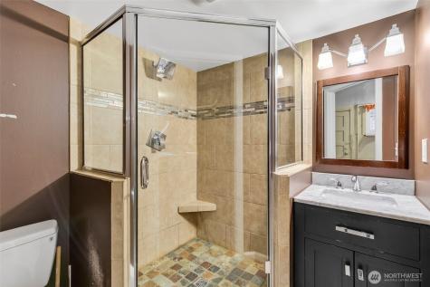 5003 Woodlawn Avenue N Seattle WA 98103