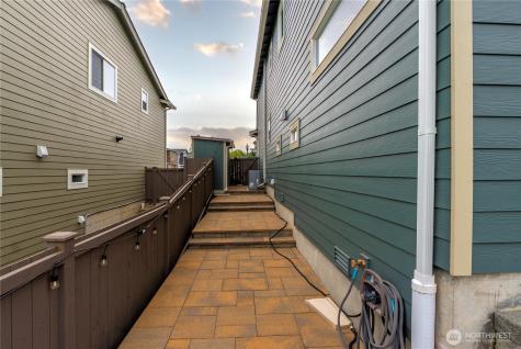 10214 SE 268th Place Kent WA 98030