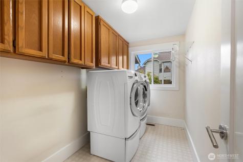 4613 NE 19th Street Renton WA 98059