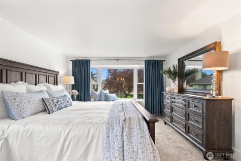 4613 NE 19th Street Renton WA 98059