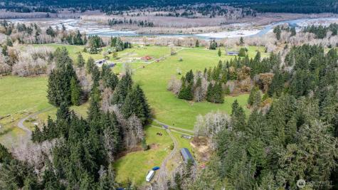 27 Olson Road Quinault WA 98575