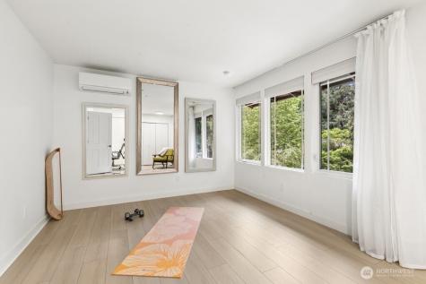 1830 216th Place NE Sammamish WA 98074