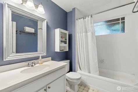 1830 216th Place NE Sammamish WA 98074