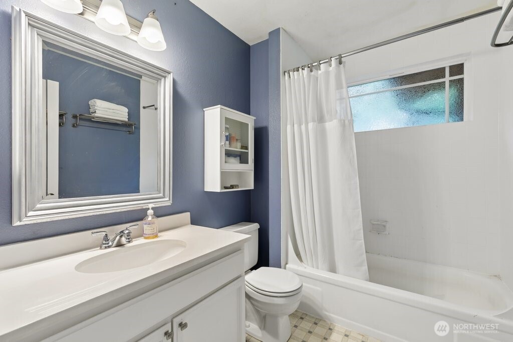 1830 216th Place NE Sammamish WA 98074