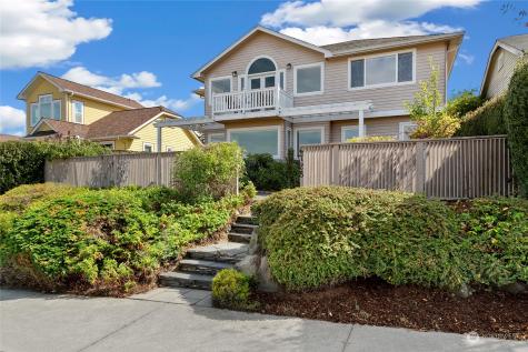 6728 40th Seattle WA 98136
