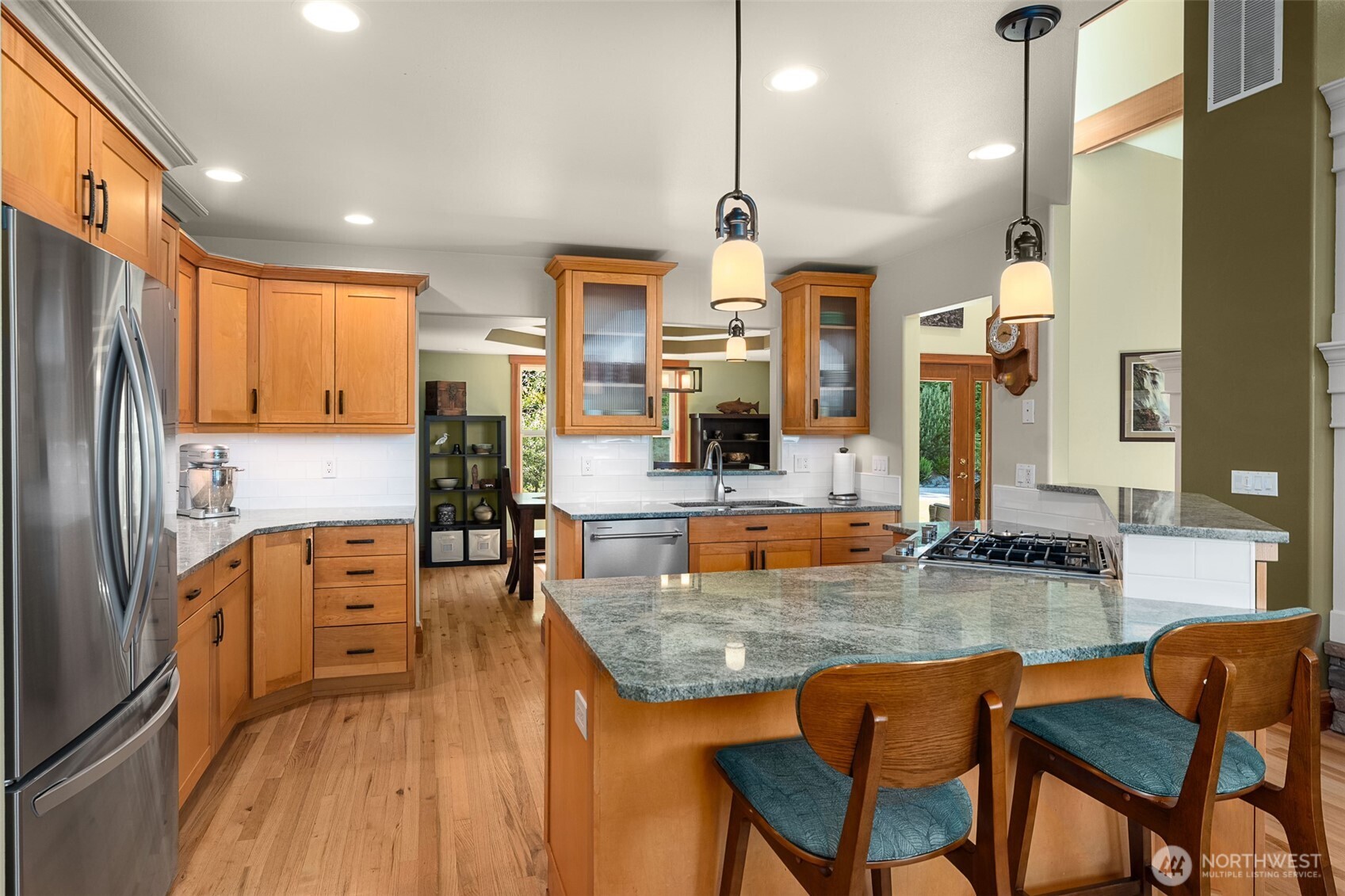 16480 Mountain View Road Mount Vernon WA 98274
