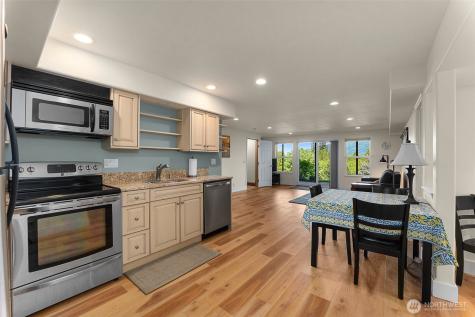 16480 Mountain View Road Mount Vernon WA 98274