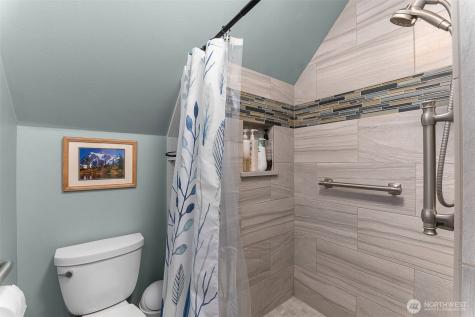16480 Mountain View Road Mount Vernon WA 98274