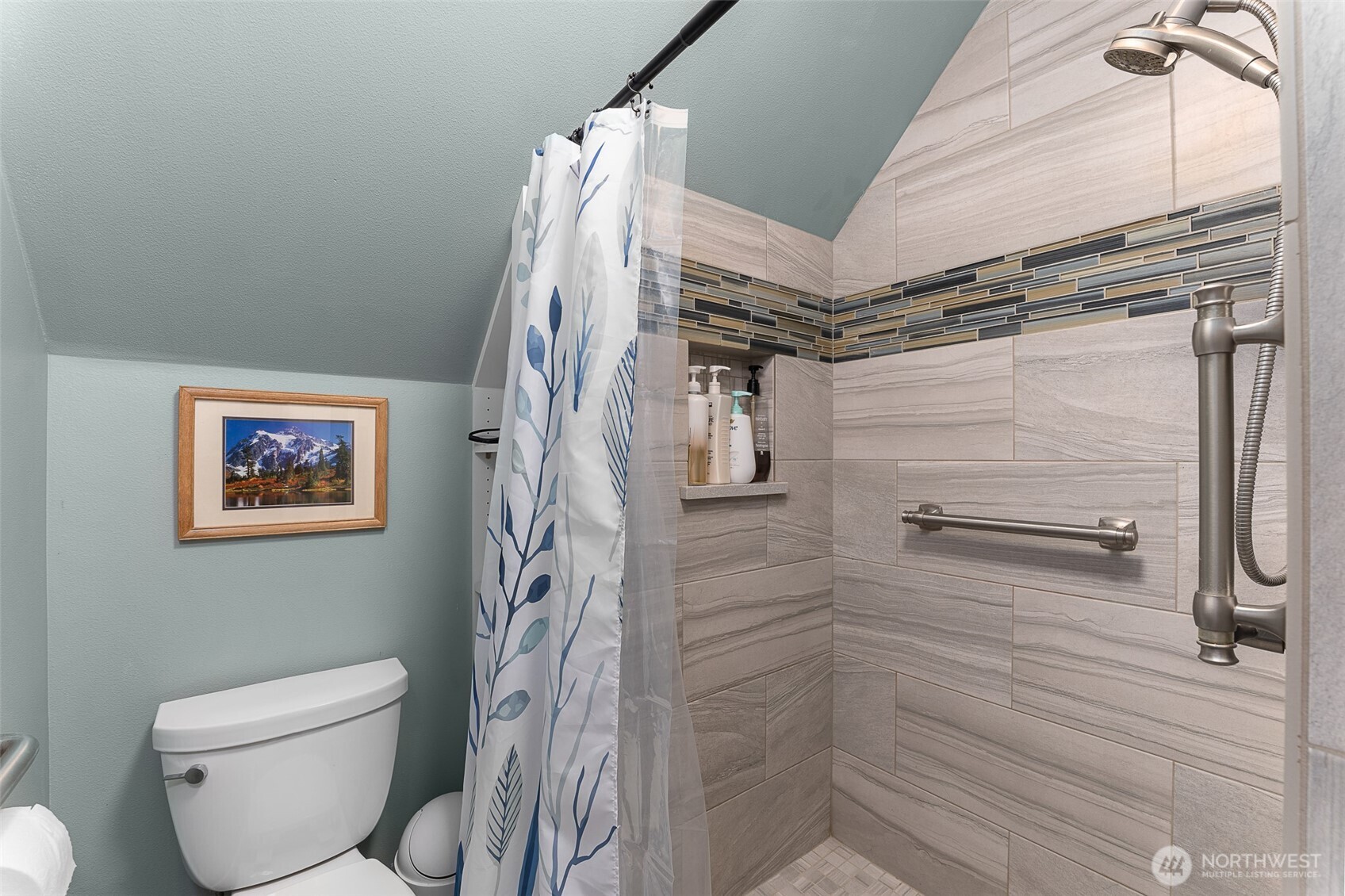 16480 Mountain View Road Mount Vernon WA 98274