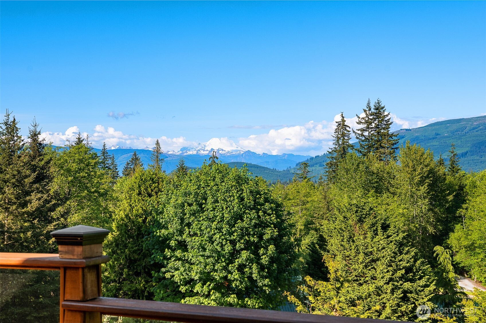16480 Mountain View Road Mount Vernon WA 98274