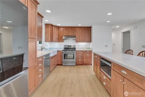 21306 109th Avenue SE Kent WA 98031