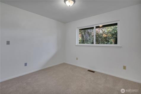 21306 109th Avenue SE Kent WA 98031