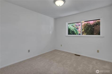 21306 109th Avenue SE Kent WA 98031