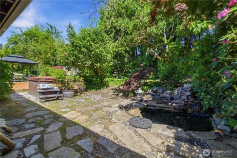 21306 109th Avenue SE Kent WA 98031
