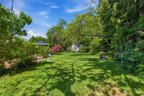 21306 109th Avenue SE Kent WA 98031