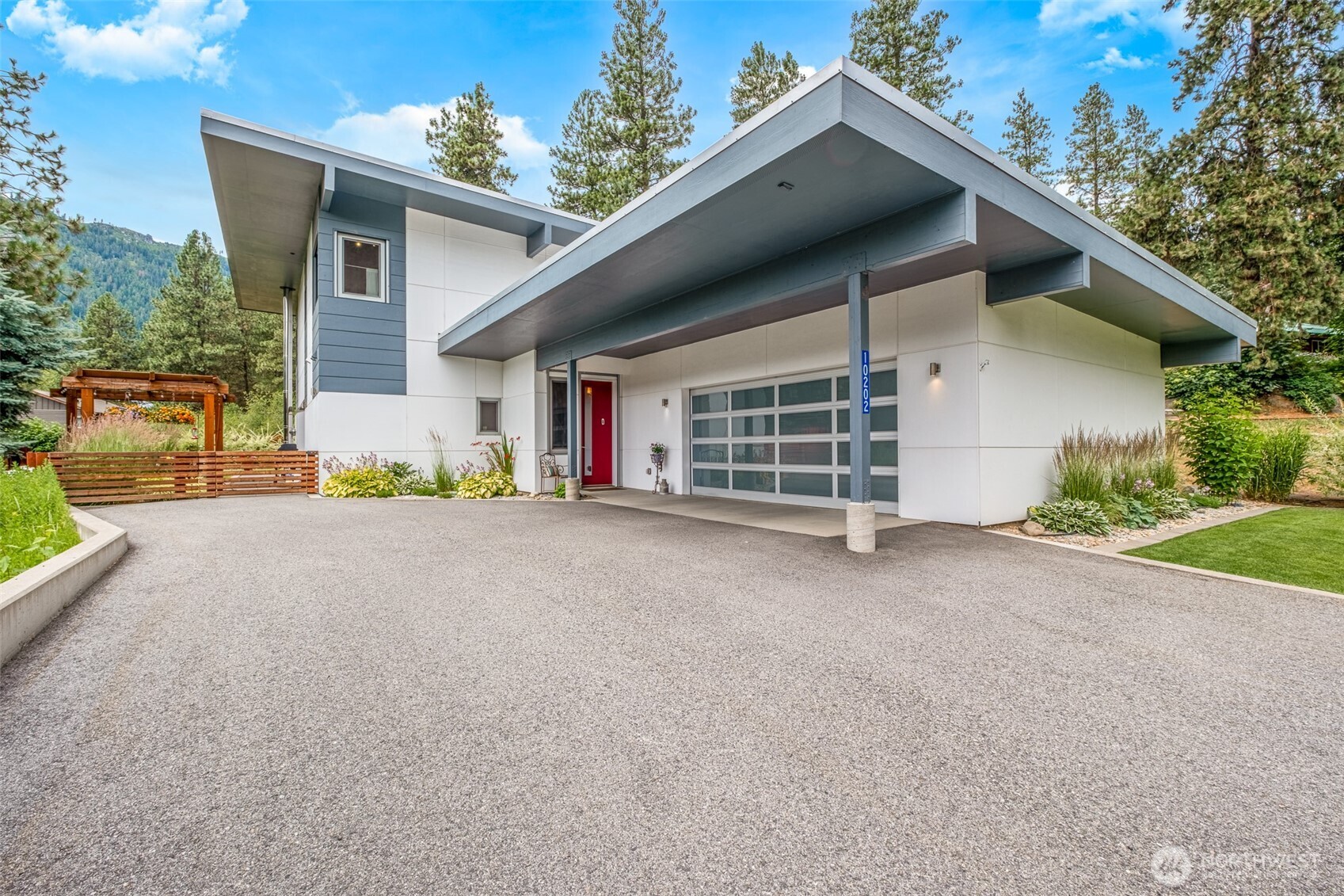 10202 Titus Leavenworth WA 98826