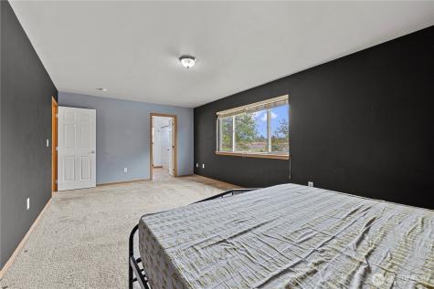 1232 NW Kathleen Drive Oak Harbor WA 98277