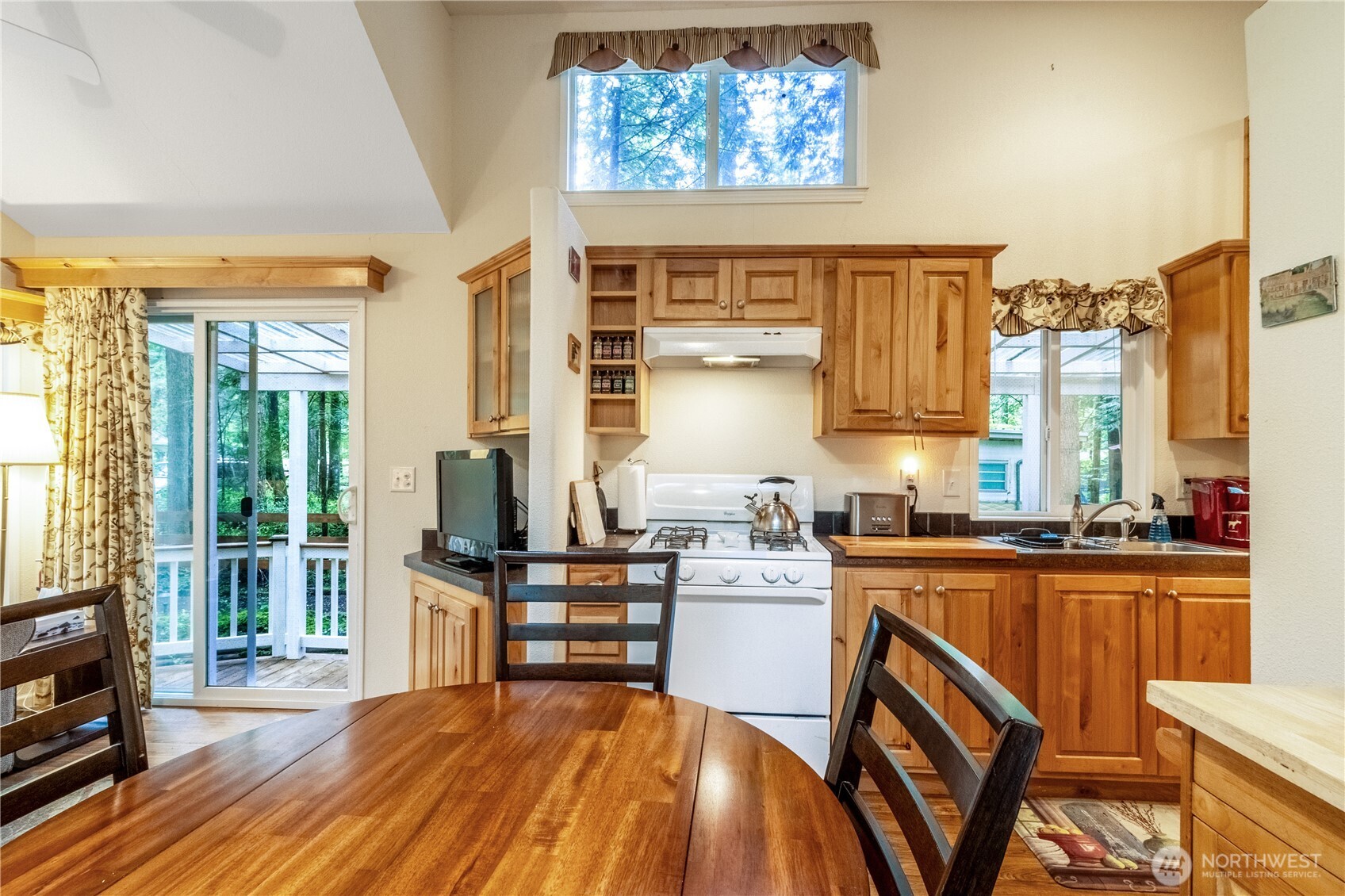86 Sunset Circle Deming WA 98244