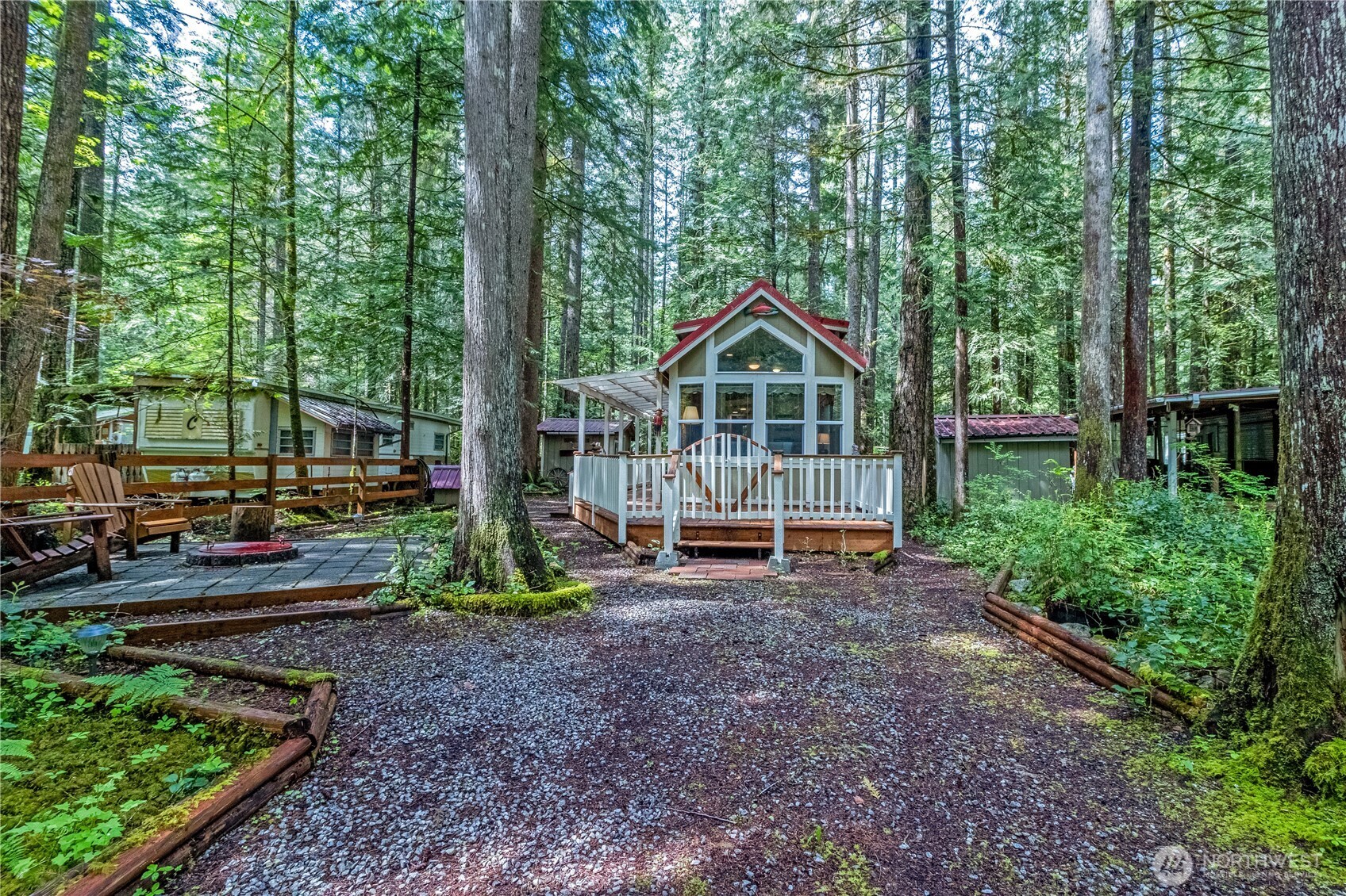 86 Sunset Circle Deming WA 98244