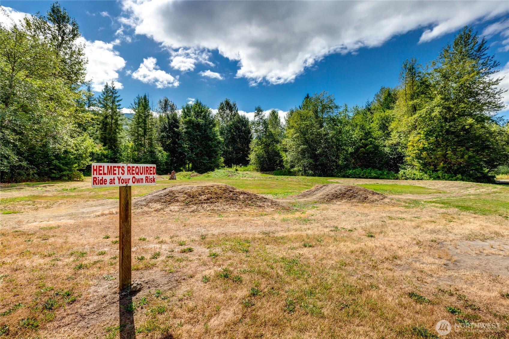 86 Sunset Circle Deming WA 98244