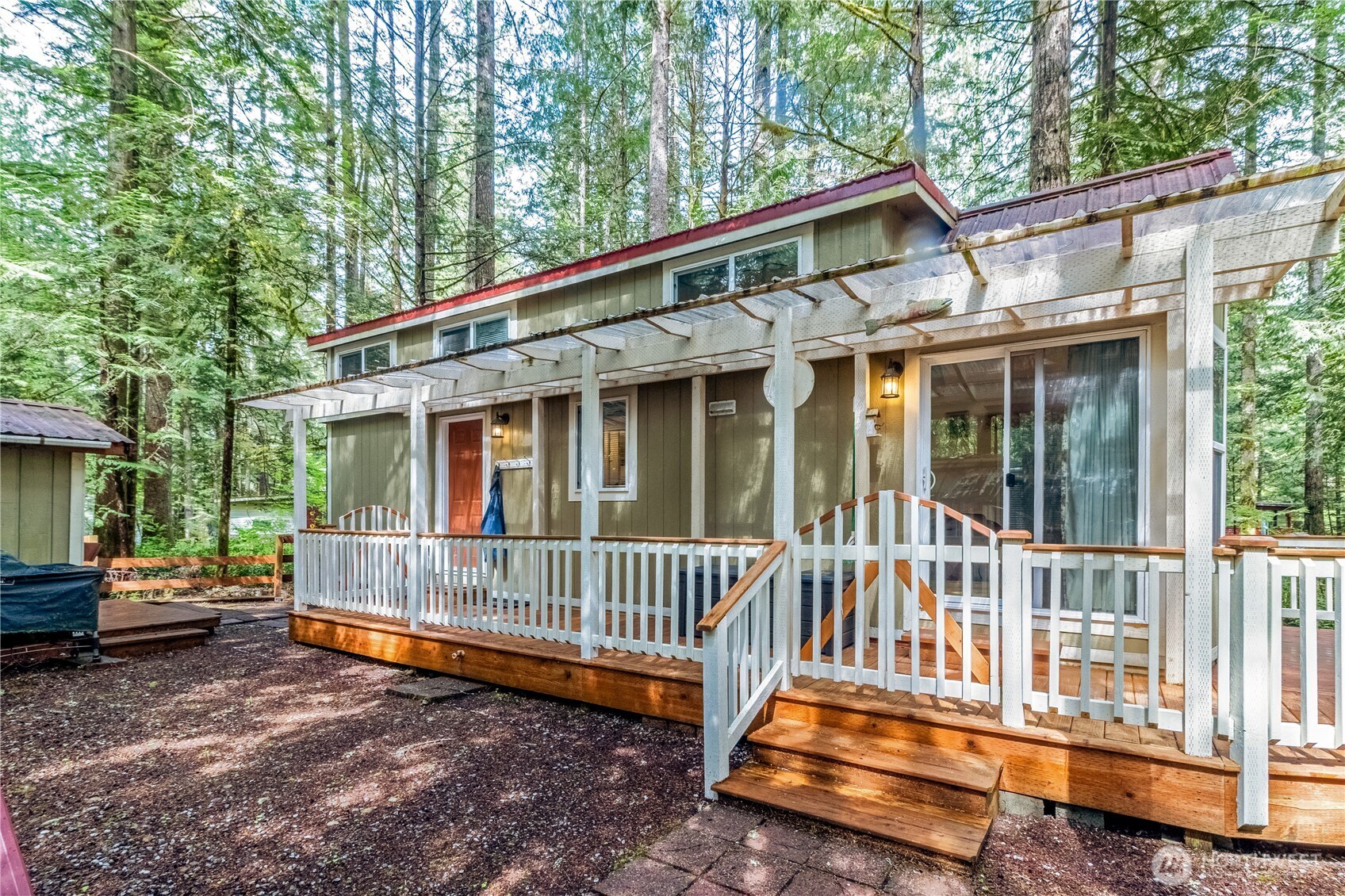 86 Sunset Circle Deming WA 98244