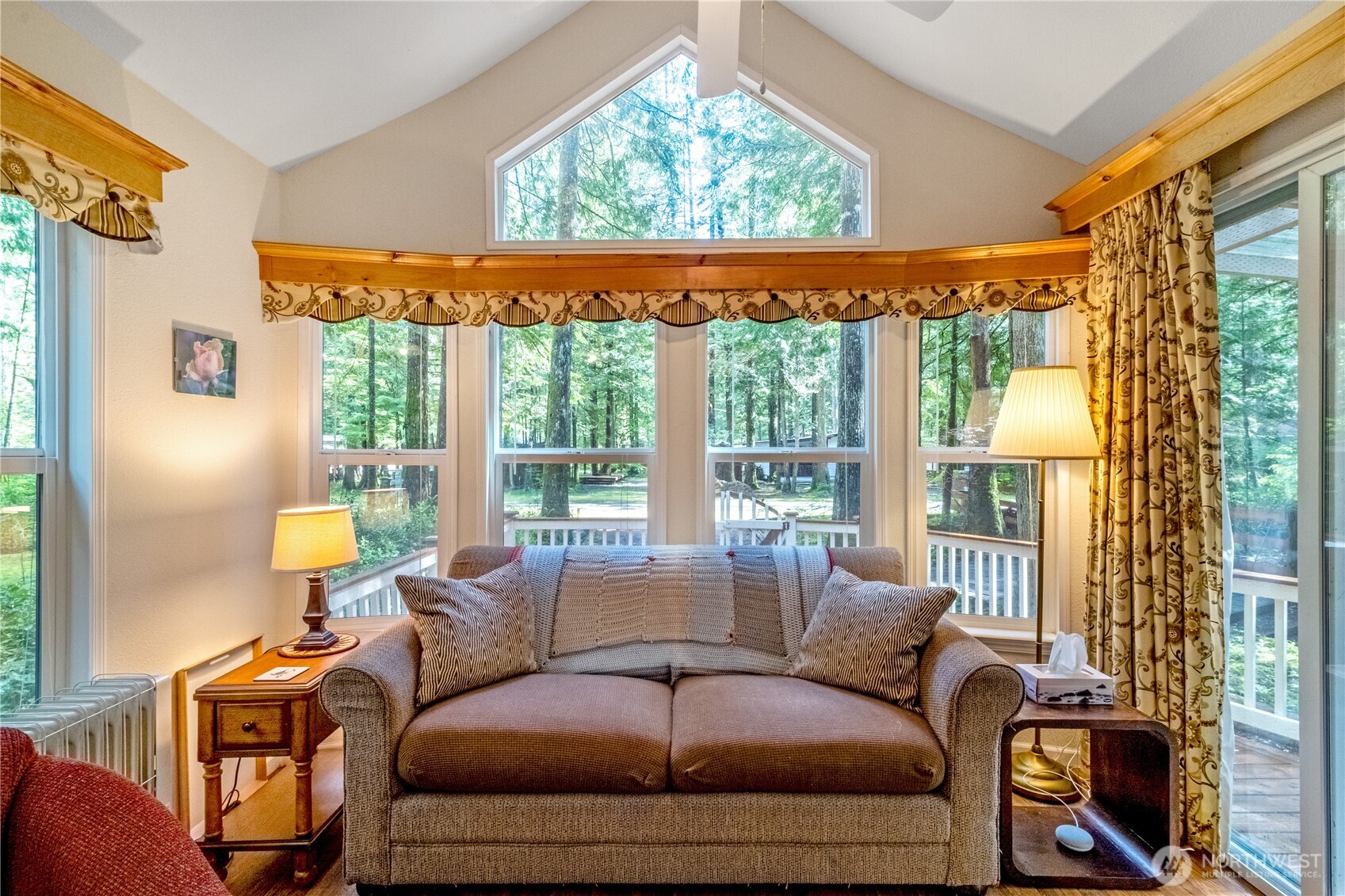 86 Sunset Circle Deming WA 98244