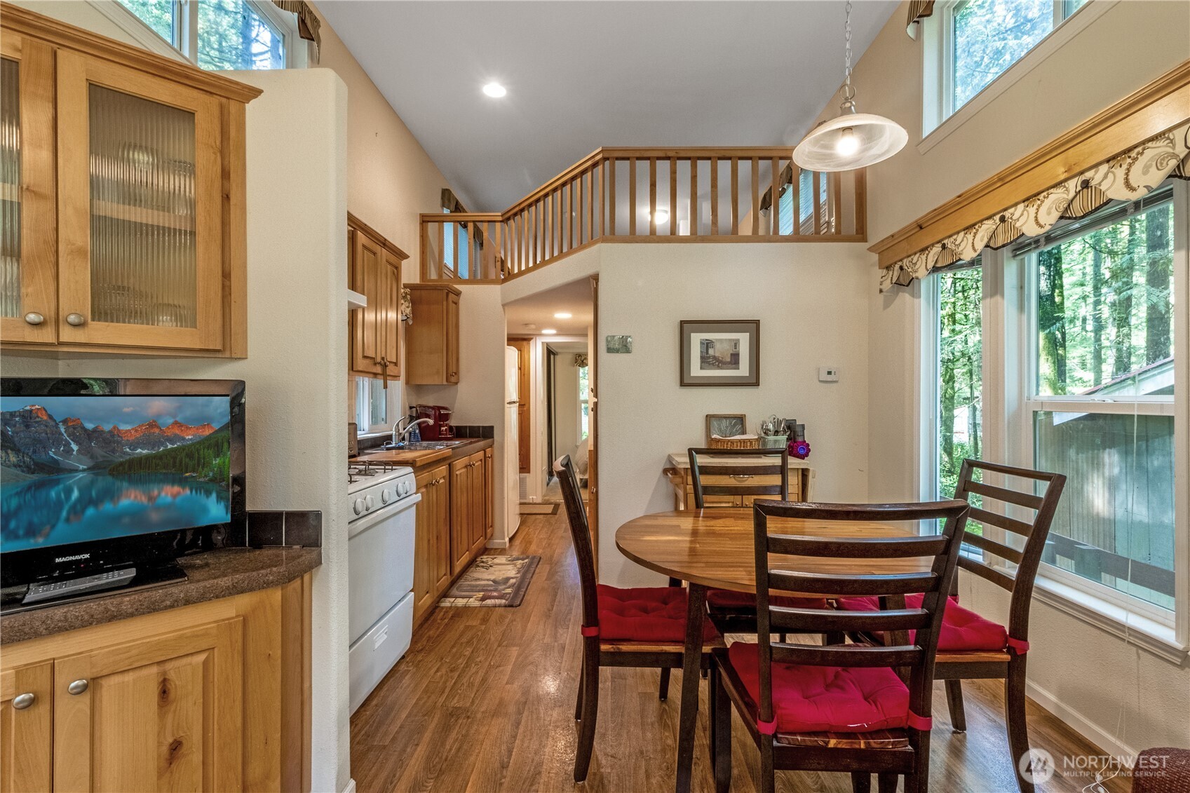 86 Sunset Circle Deming WA 98244