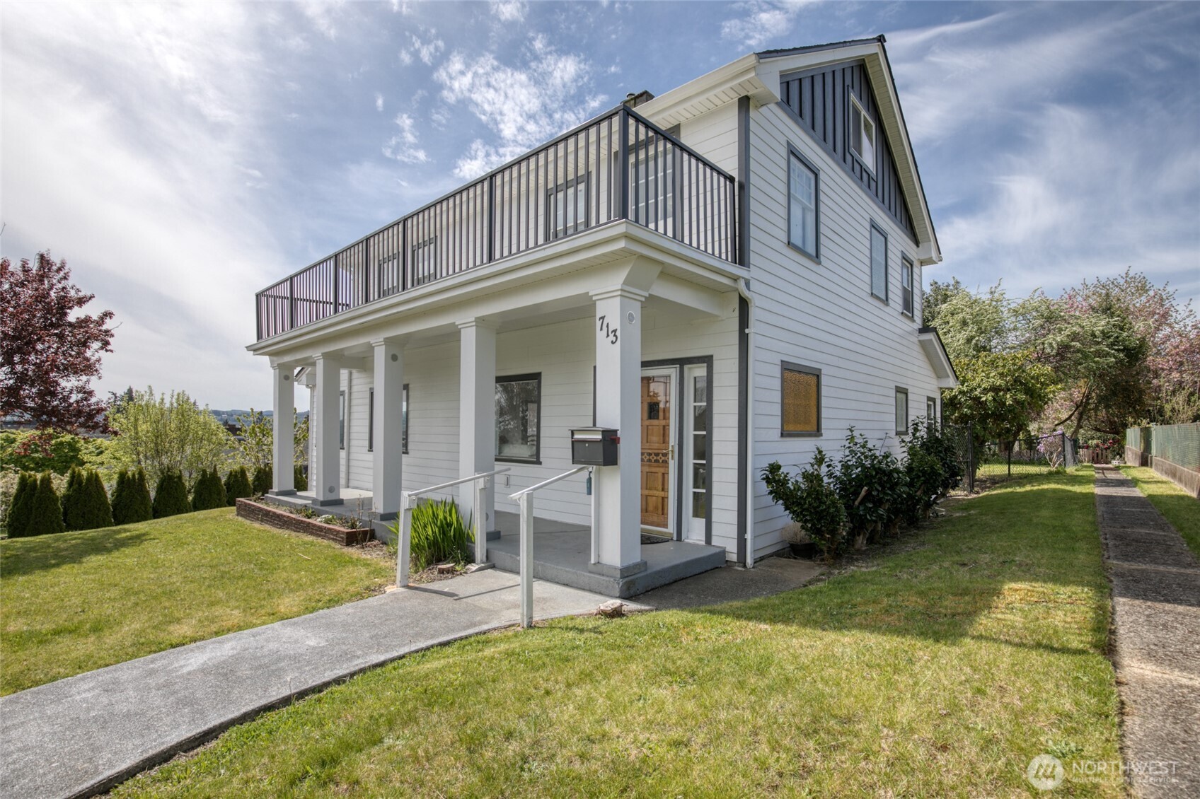713 N Broadway Street Aberdeen WA 98520