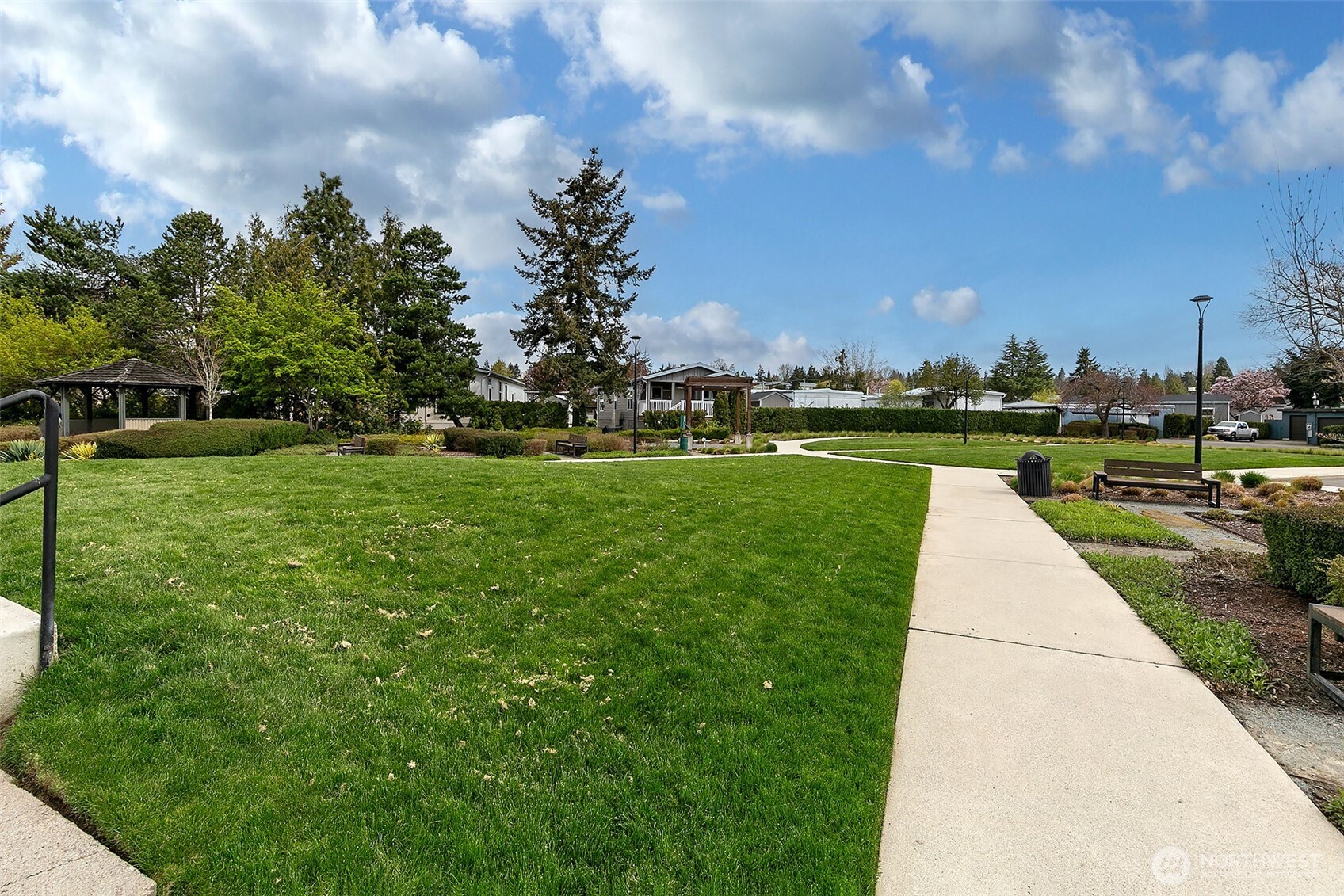 3439 S 184th Street Seatac WA 98188