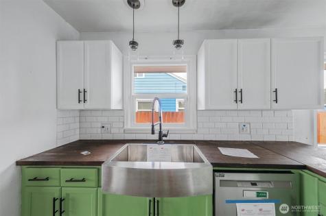 7209 S Bell Street Tacoma WA 98408