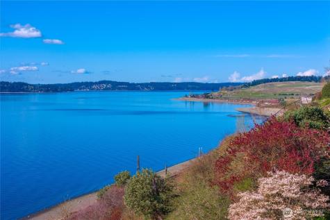 38 Puget Drive Steilacoom WA 98338