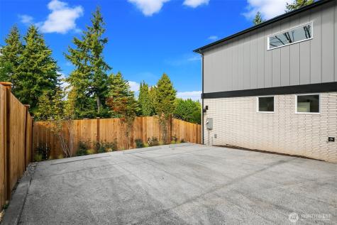 2030 NE 123rd Street Seattle WA 98125