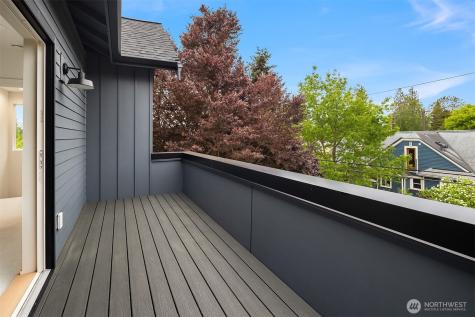 7060 Cleopatra Place NW Seattle WA 98117
