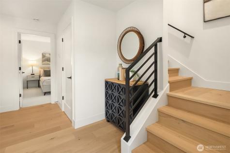 7060 Cleopatra Place NW Seattle WA 98117