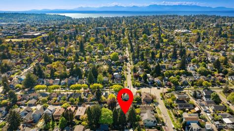 7060 Cleopatra Place NW Seattle WA 98117